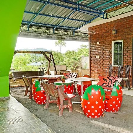 Oyo 90462 Padang Besar Green Inn Kültér fotó