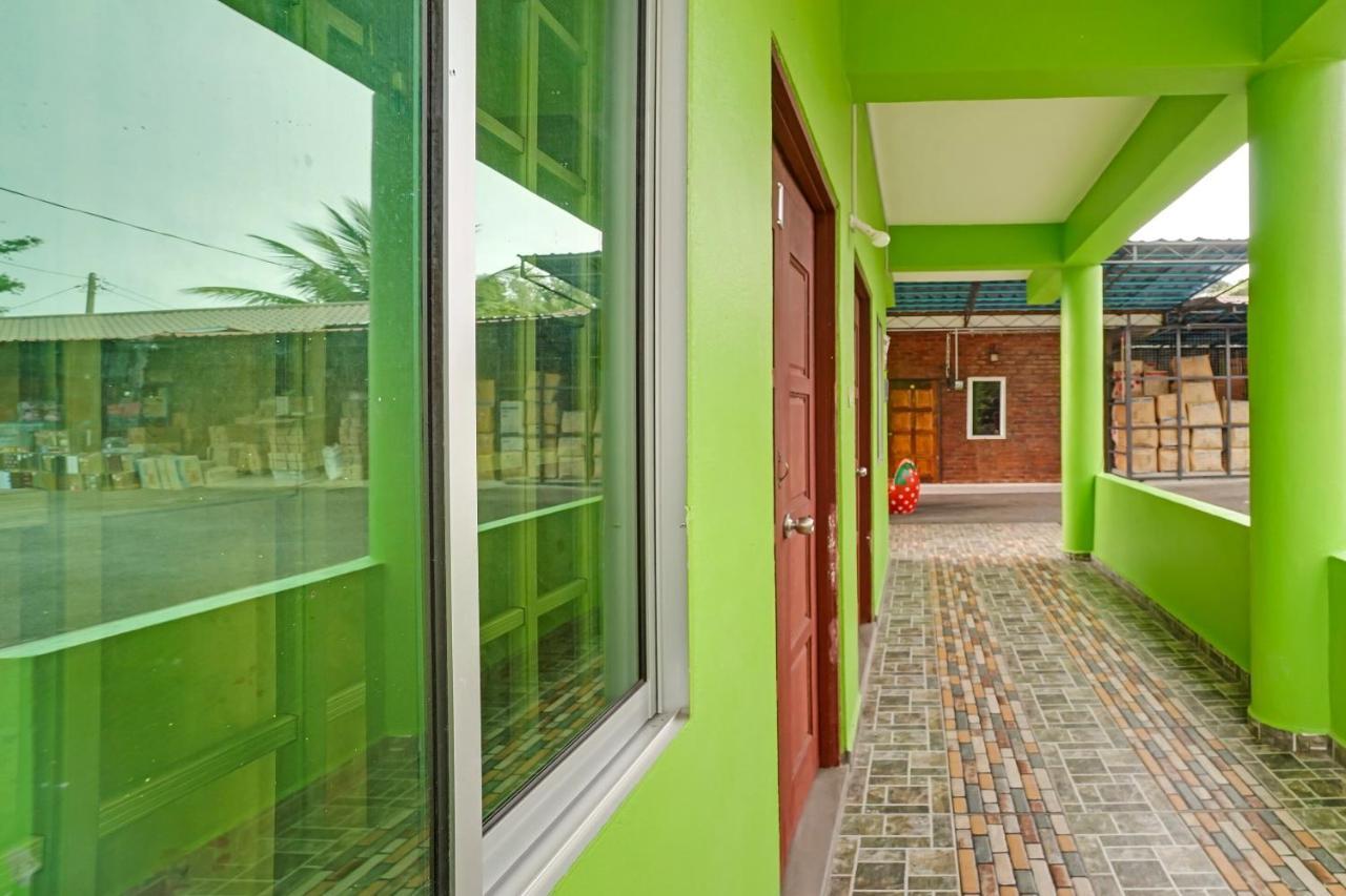 Oyo 90462 Padang Besar Green Inn Kültér fotó