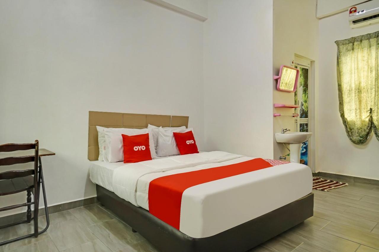 Oyo 90462 Padang Besar Green Inn Kültér fotó