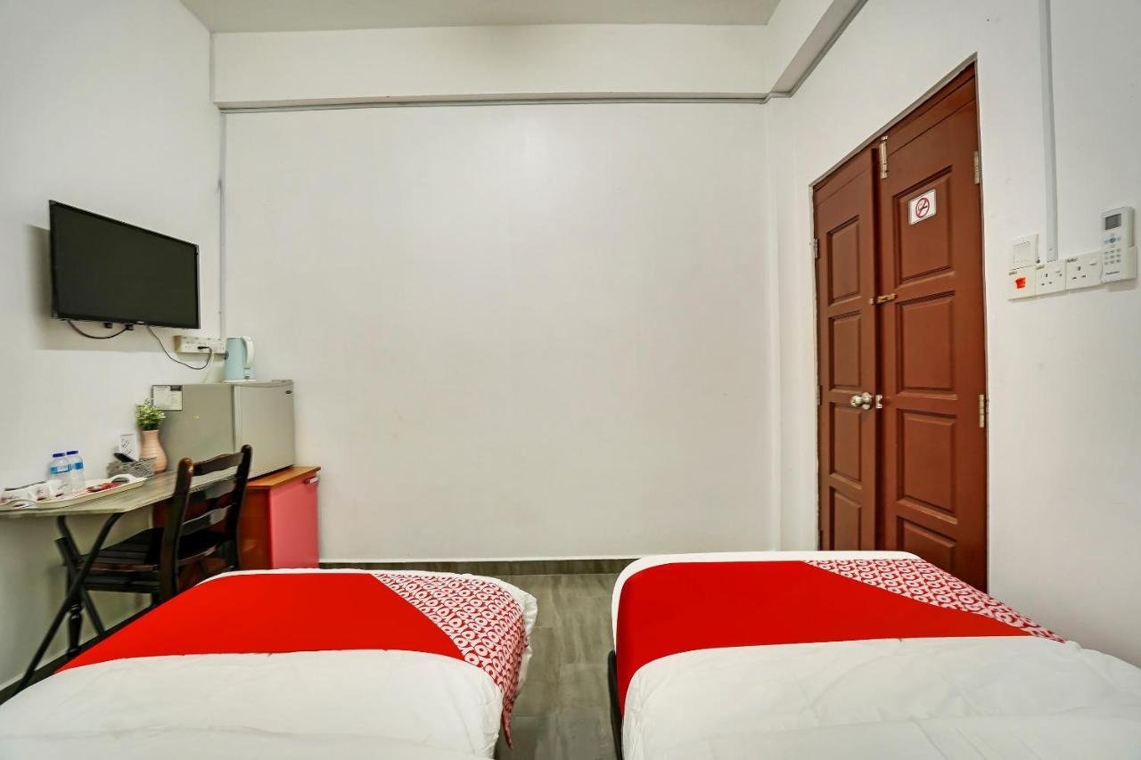 Oyo 90462 Padang Besar Green Inn Kültér fotó