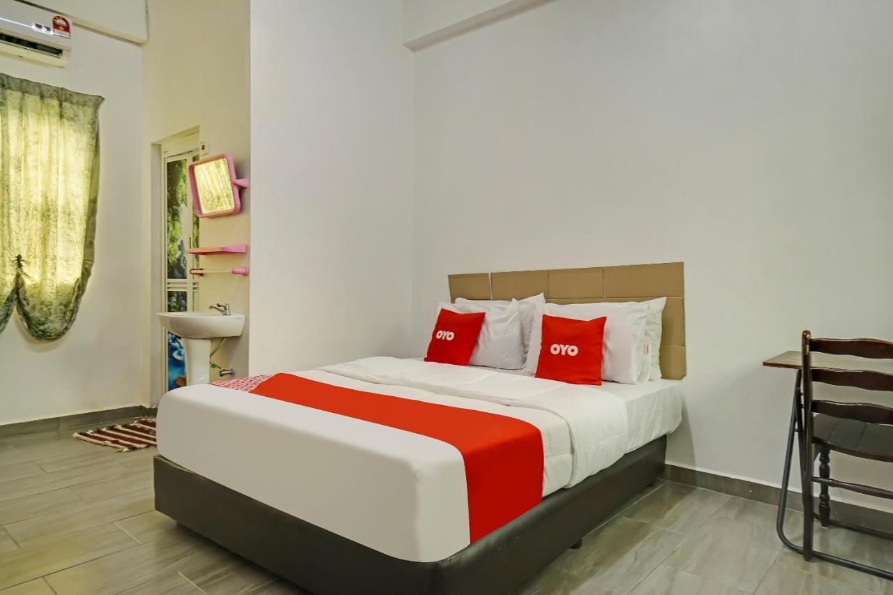 Oyo 90462 Padang Besar Green Inn Kültér fotó